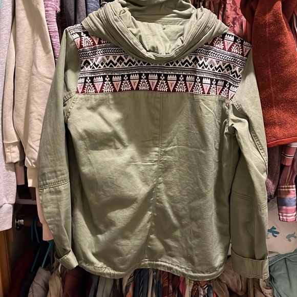 Roxy Jacket - Picture 3 of 3